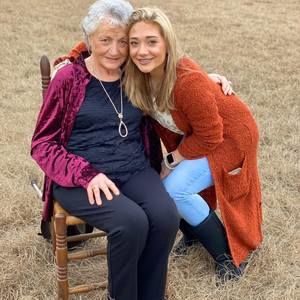 Meet your Posher, Lacey